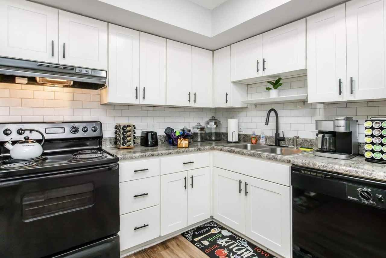 600 Whispering Hills Dr #11 - Photo 2 of 11