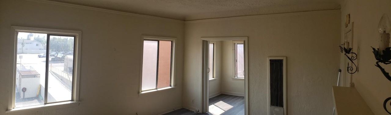 3418 E 7th St #5 - Photo 2 of 15