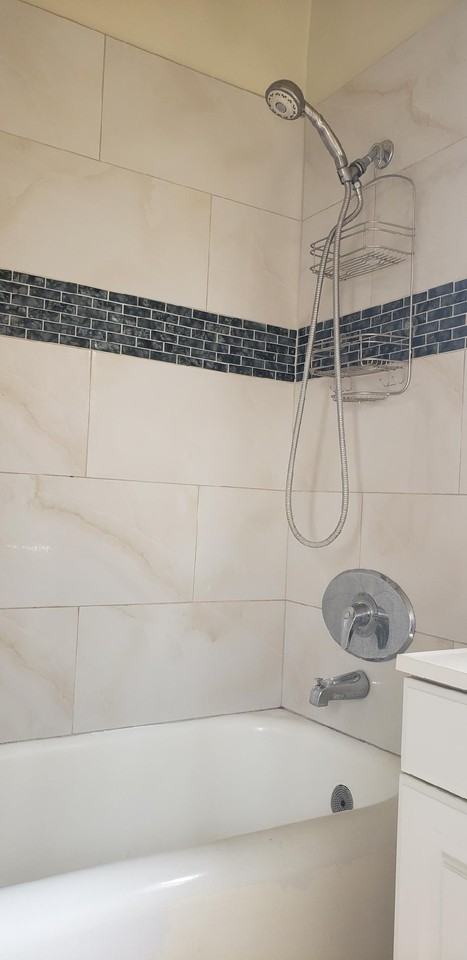 3418 E 7th St #5 - Photo 6 of 15