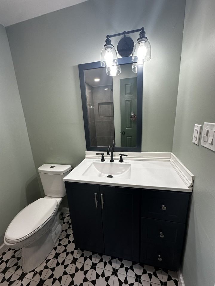 1310 Gregory St #D - Photo 5 of 5