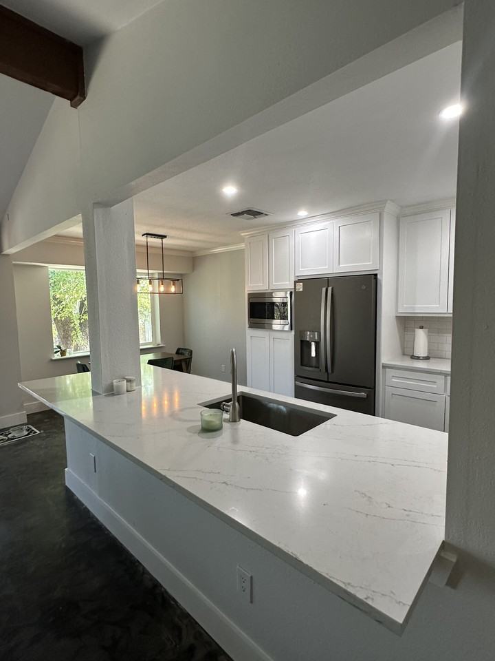 6805 Silvermine Dr #NA - Photo 3 of 12