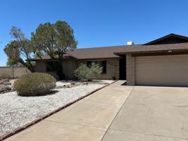 featured image of 5850 W Acoma Dr
