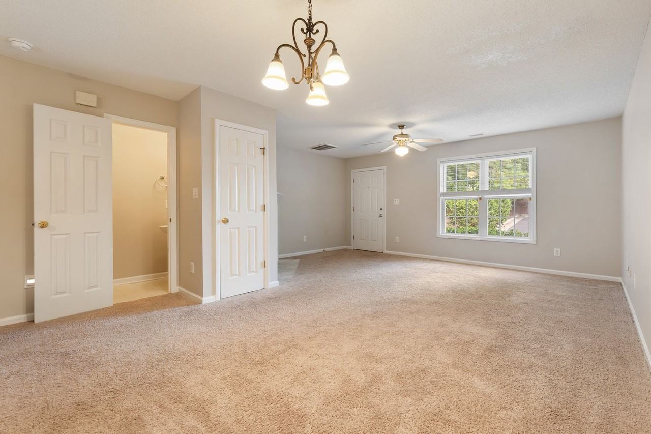 2253 Violet Bluff Ct - Photo 6 of 18