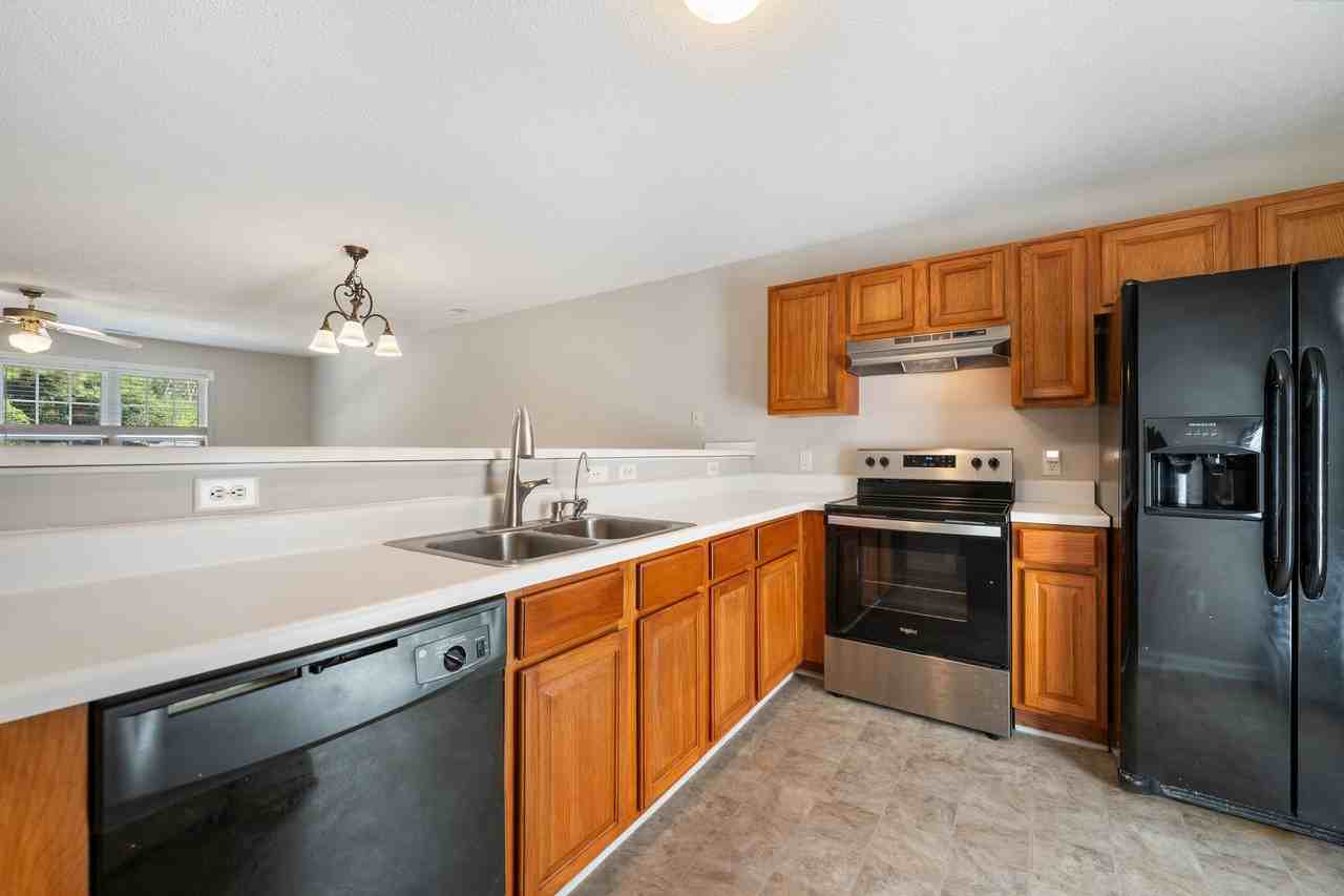 2253 Violet Bluff Ct - Photo 7 of 18