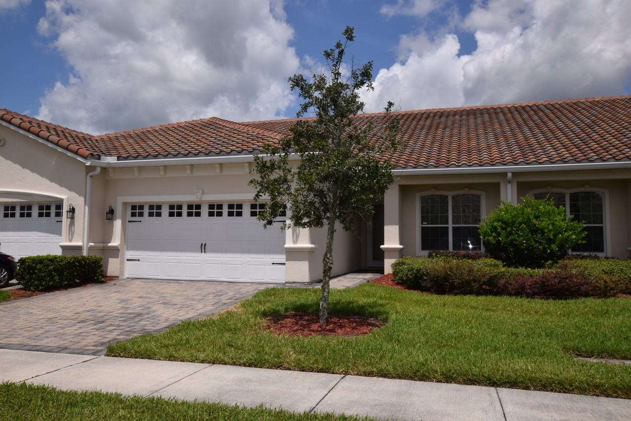 2854 Eastham Ln - Photo 2 of 29