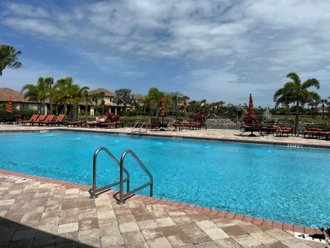 89 Redondo Dr - Photo 3 of 30