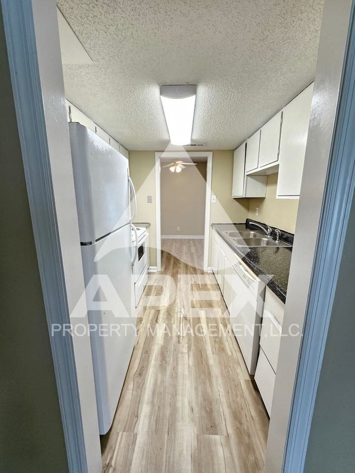 9015 Countryside Ln #A - Photo 5 of 23