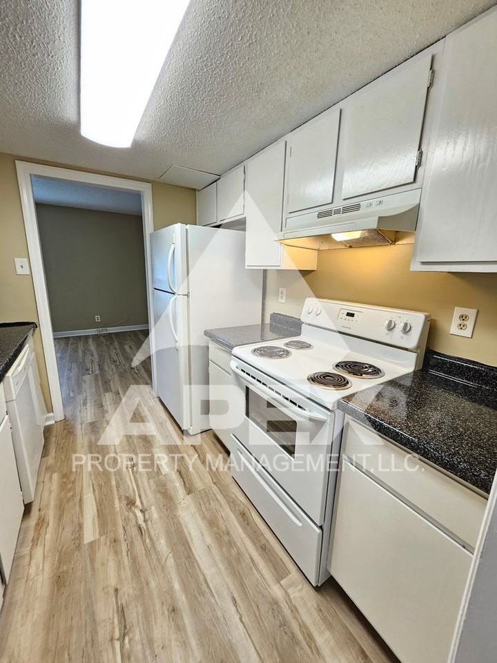 9015 Countryside Ln #A - Photo 7 of 23