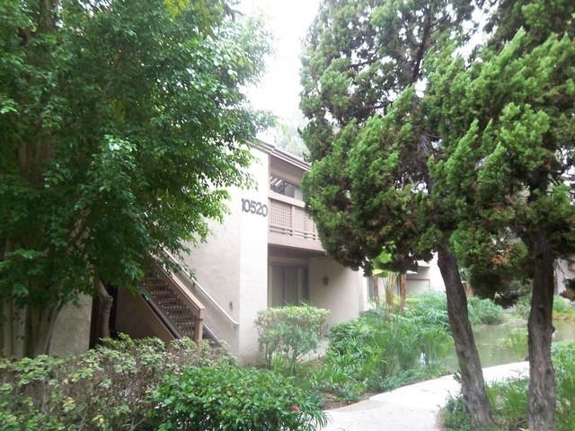 10520 10520 N. Lakeside Dr. #N - Photo 2 of 28