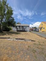 featured image of 1912 Laurel St