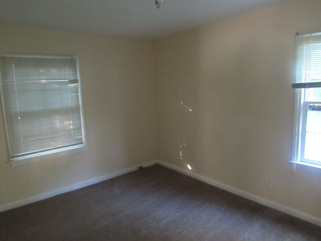 2218 Lindsey Road - Photo 4 of 10