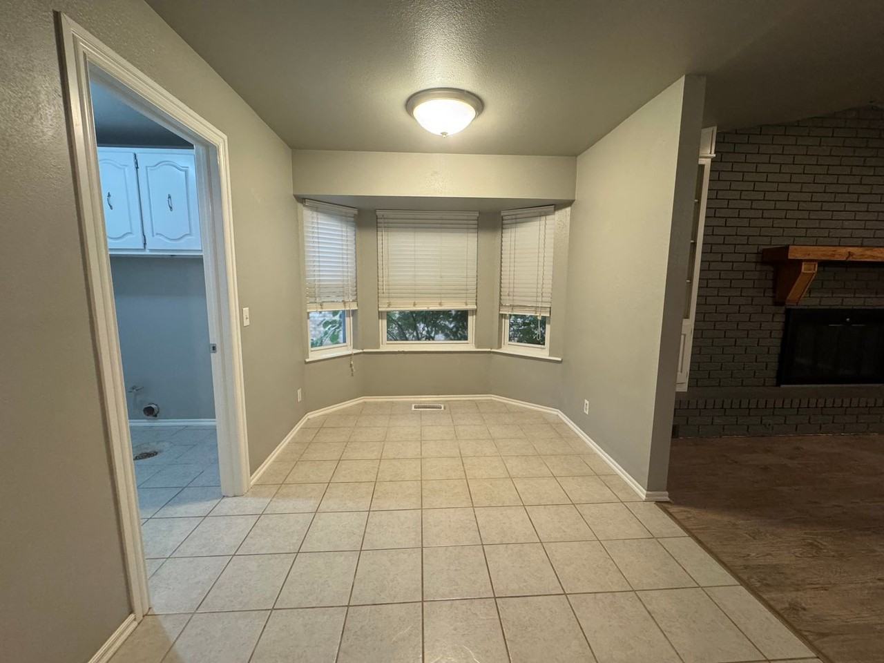 5716 S Elm Ave - Photo 5 of 19