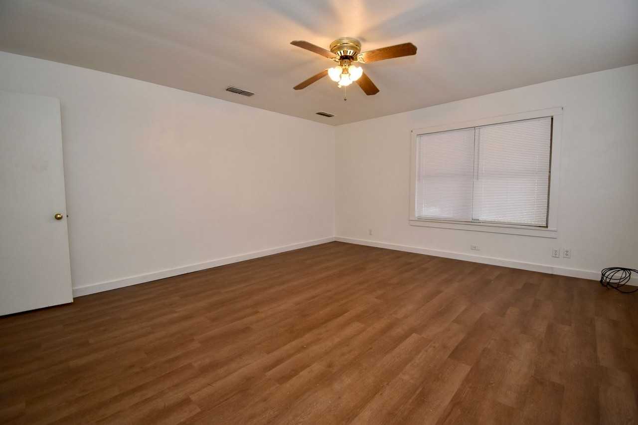 12451 Highway 151 - Photo 3 of 29