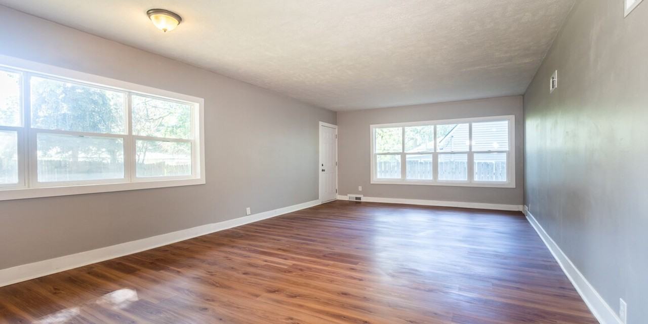 1220 S 48th St - Photo 3 of 12