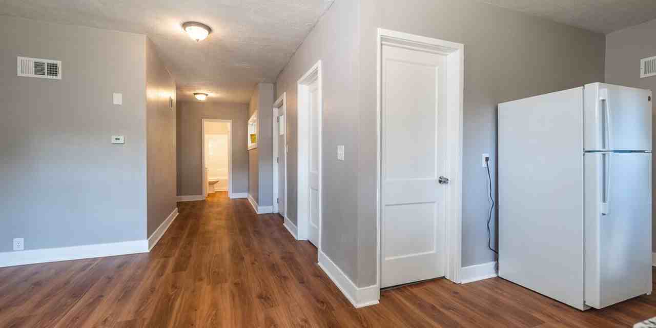 1220 S 48th St - Photo 5 of 12