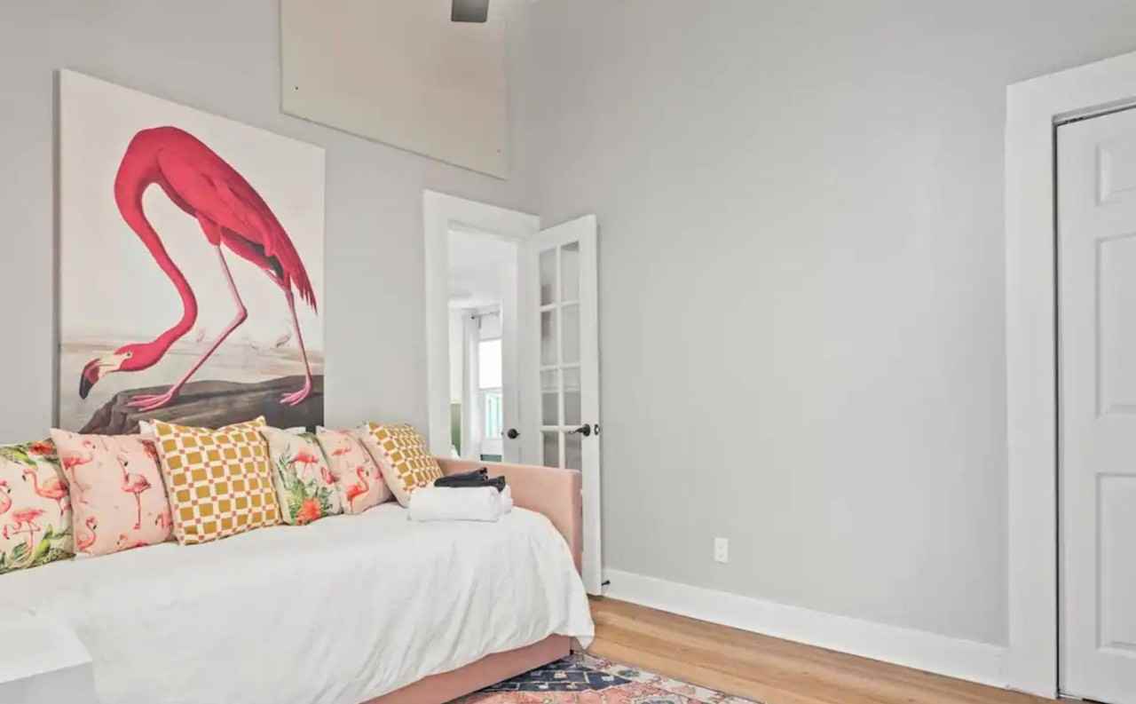 1104 E Louisiana Ave - Photo 6 of 8