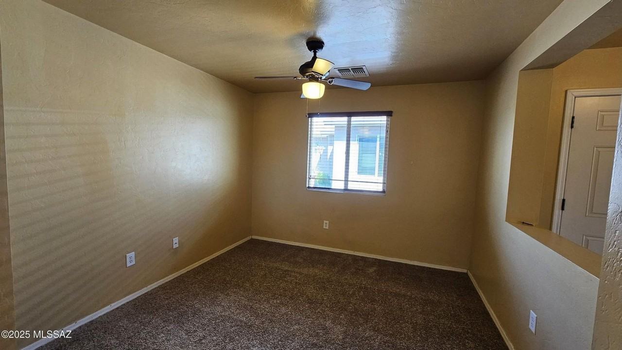 5072 E Fishhook Ct - Photo 6 of 19