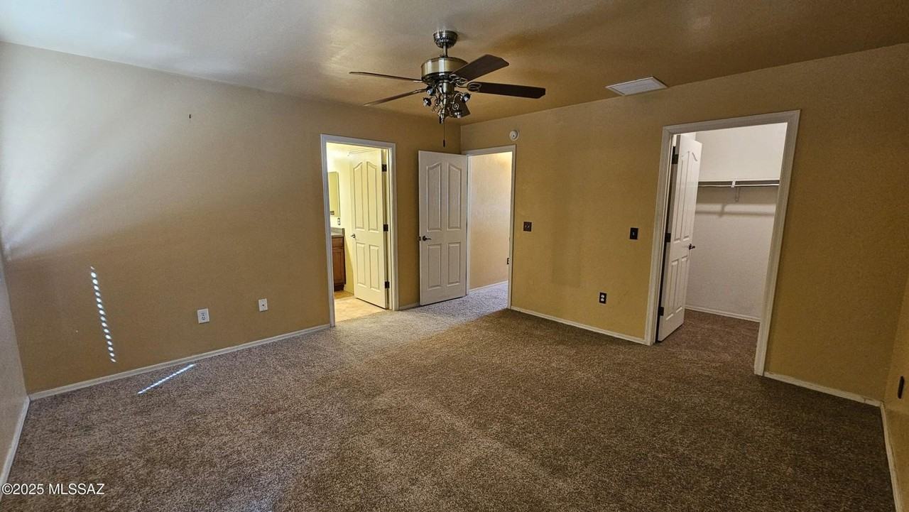 5072 E Fishhook Ct - Photo 7 of 19
