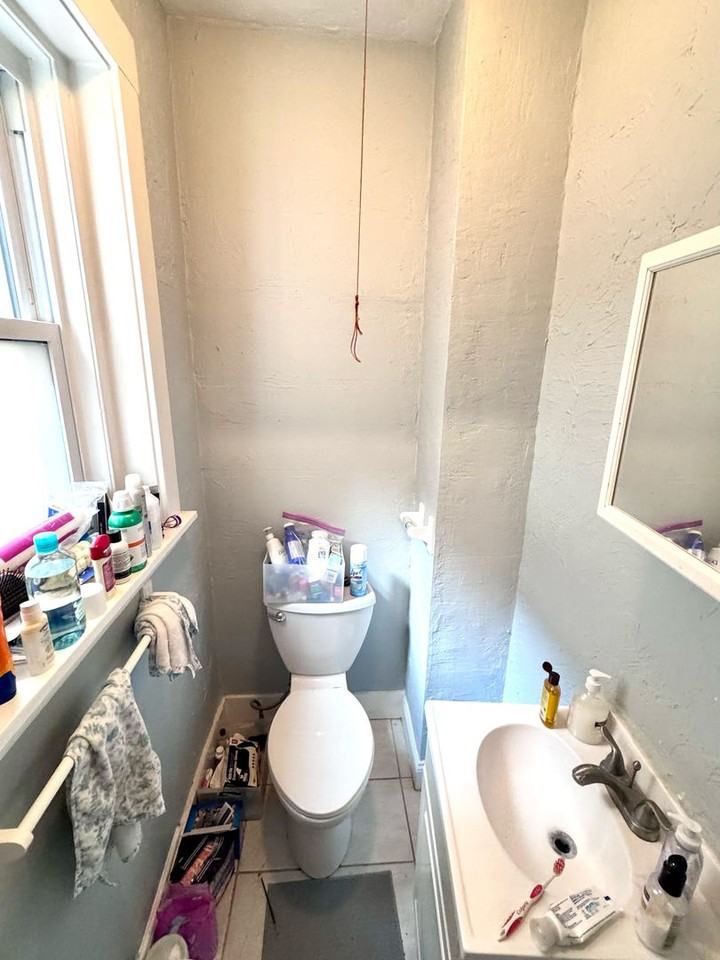 21 Boulevard Ter - Photo 4 of 7