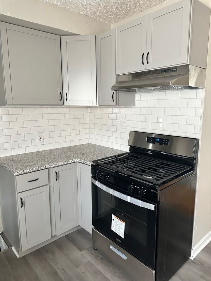 24 W Colgate Ave - Photo 4 of 23