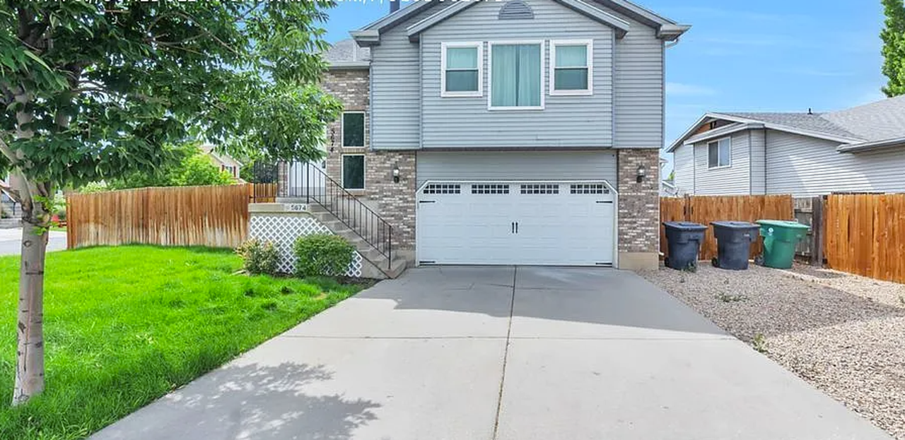 5674 S Magic Isle Ln - Photo 2 of 20