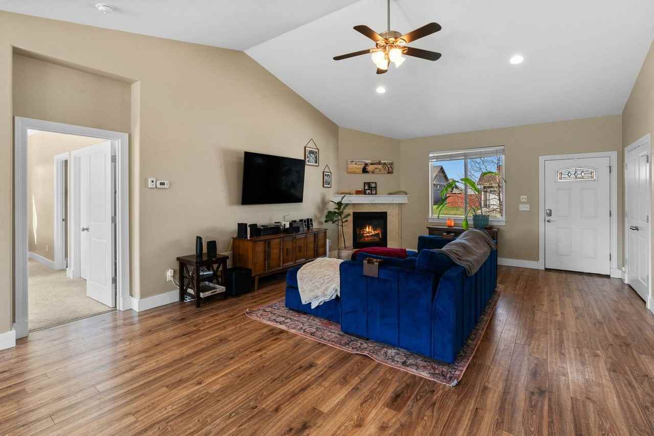 1604 Drummond Blvd - Photo 6 of 31