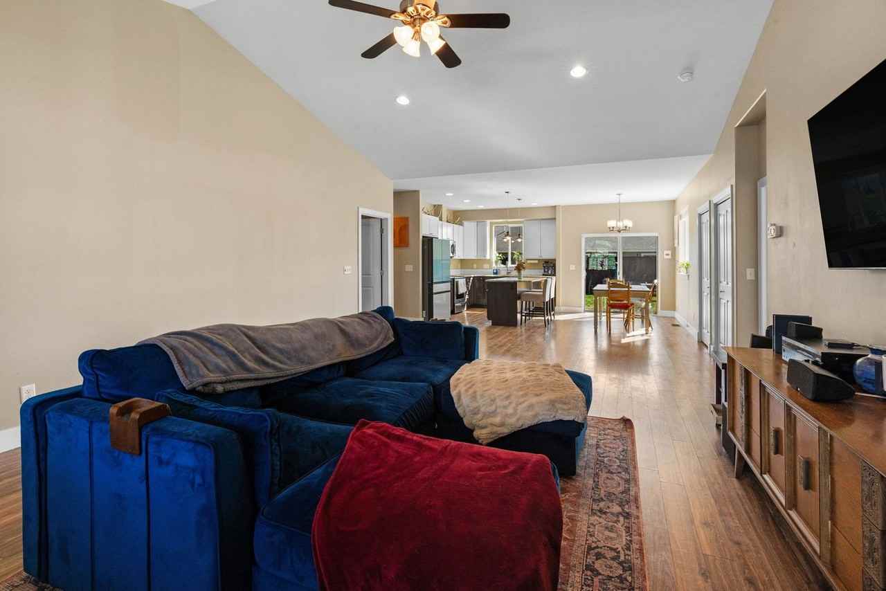 1604 Drummond Blvd - Photo 7 of 31