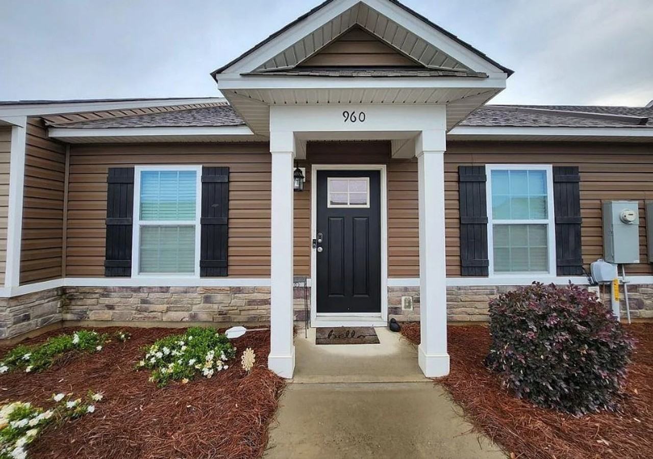 960 Madrid Ct - Photo 2 of 20