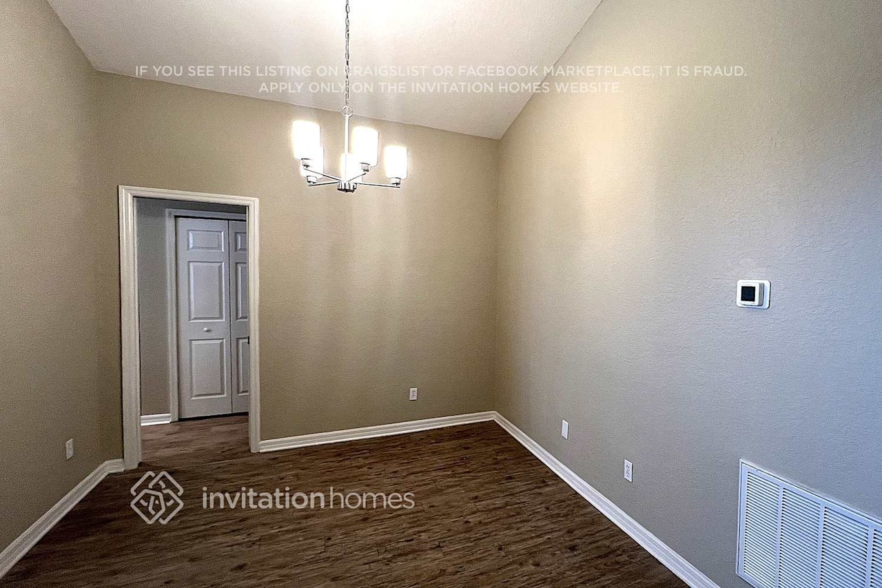 15035 Sawgrass Bluff Dr - Photo 4 of 11