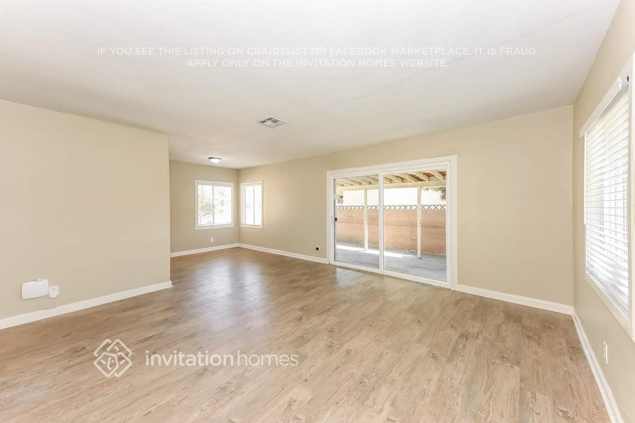 16158 Randall Ave - Photo 5 of 18