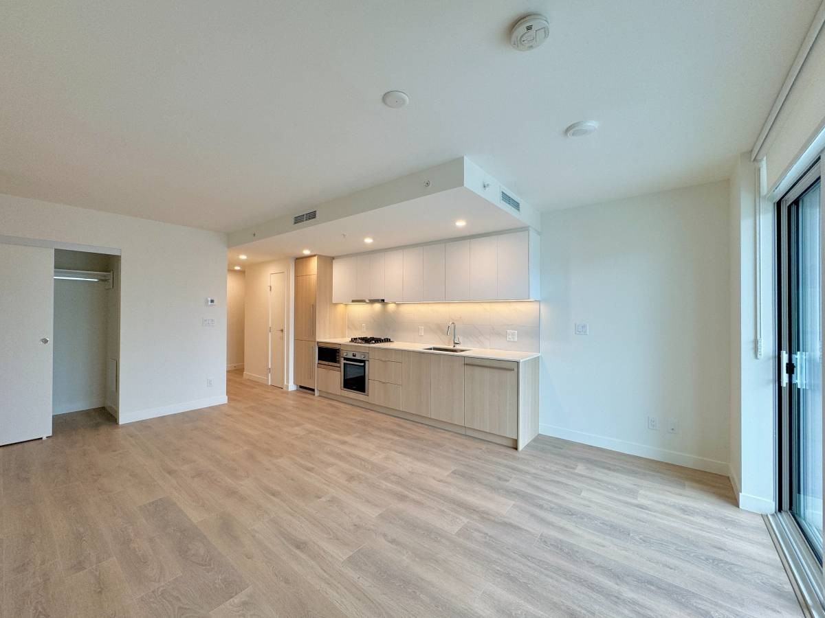 318 Alderson Avenue #1510 - Photo 3 of 19