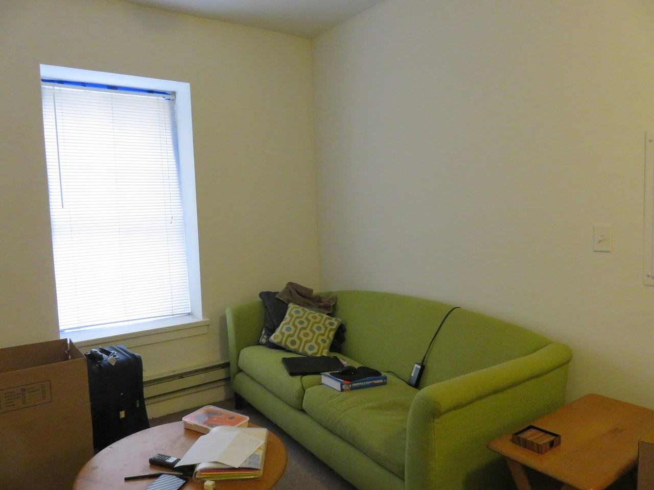 330-332 S. Juniper St - Photo 4 of 6