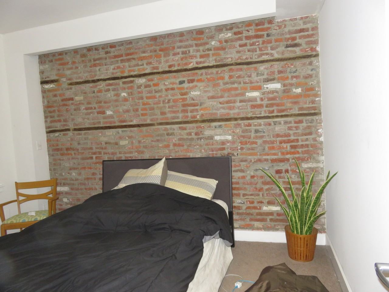 330-332 S. Juniper St - Photo 5 of 6