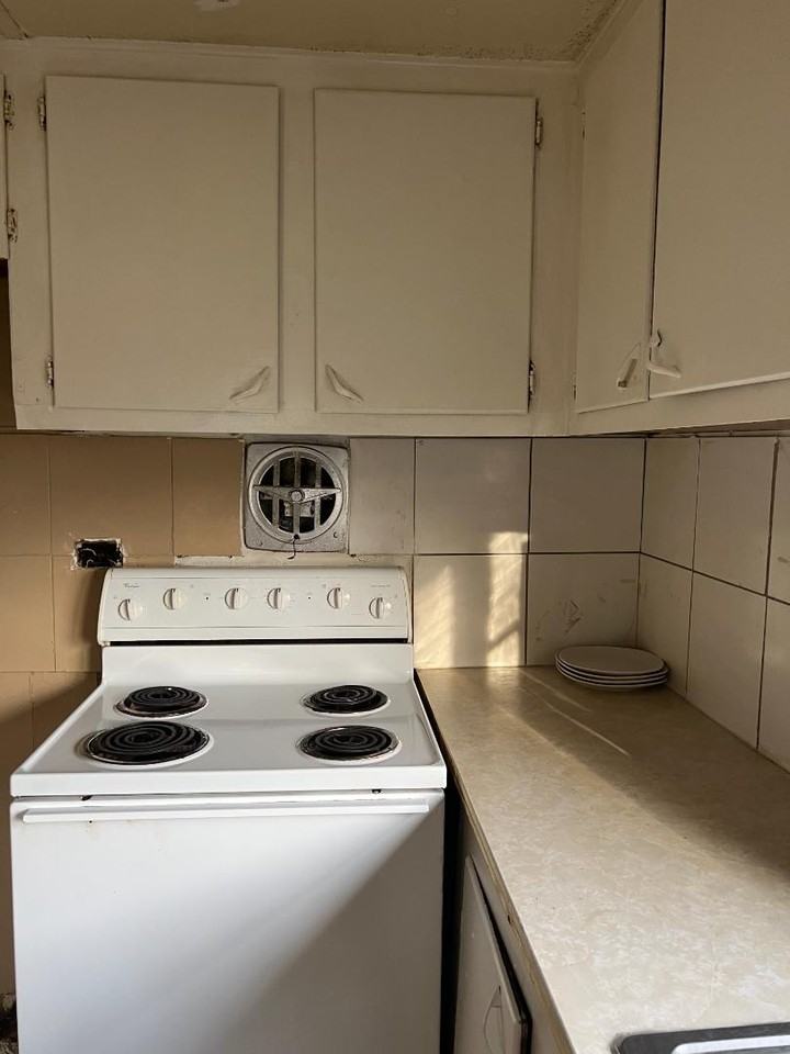 11415 Lem Turner Rd - Photo 4 of 8