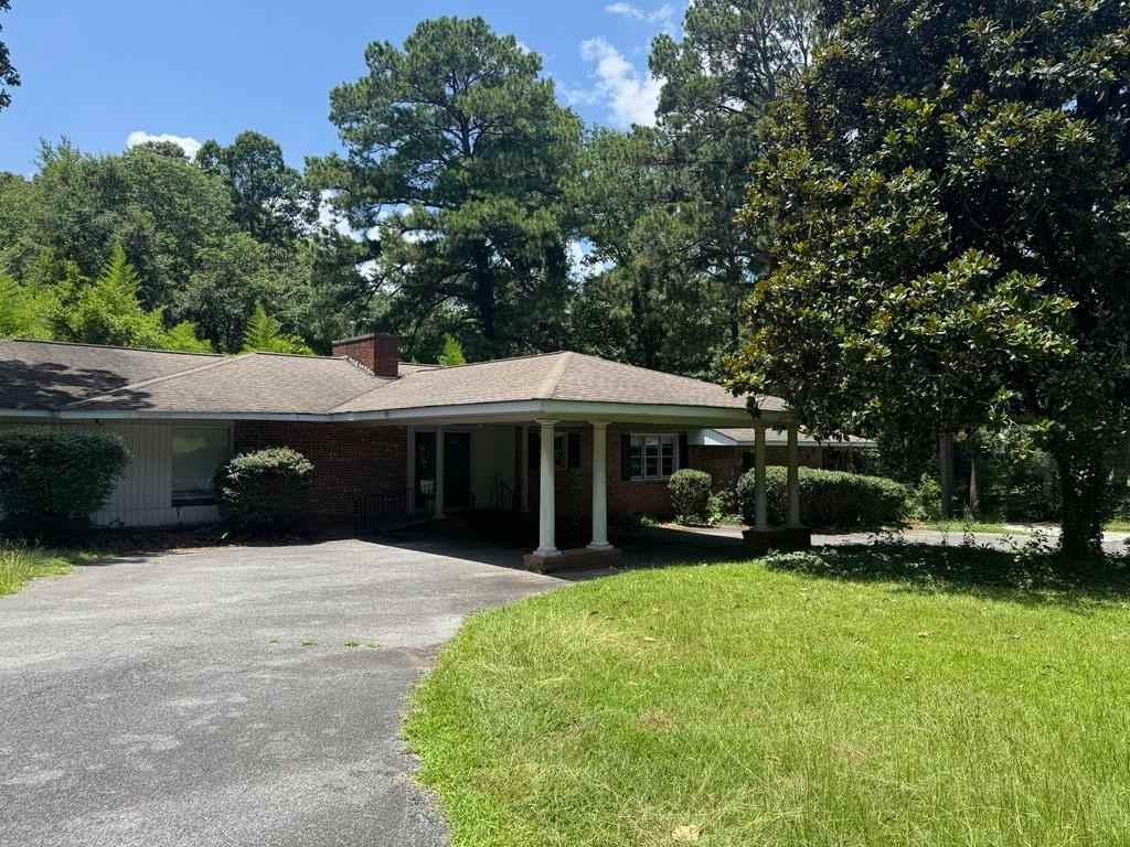 Wesley House (121 Woodland Cir) - Photo 4 of 10