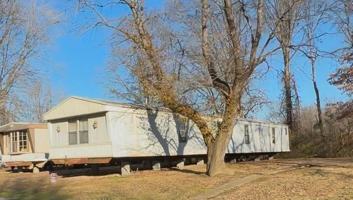 featured image of 500 Charles Rd
