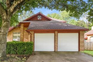 809 Clover Hill Ln - Photo 1 of 1