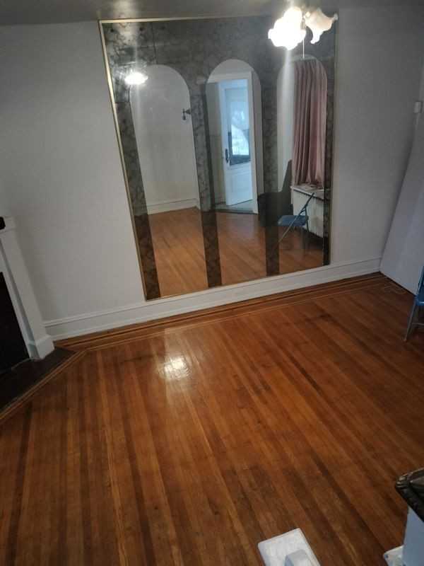 1129 S 56th St - Photo 4 of 20