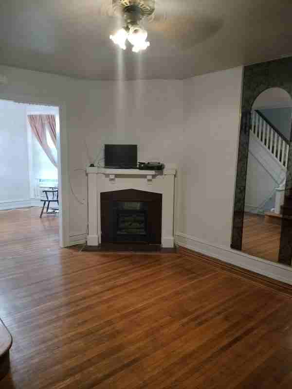 1129 S 56th St - Photo 7 of 20