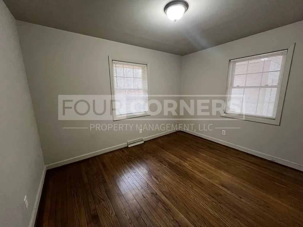 3301 Beck St - Photo 3 of 16