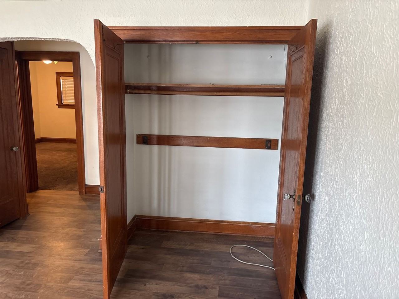 BHT Investments- 3066 - Photo 2 of 12