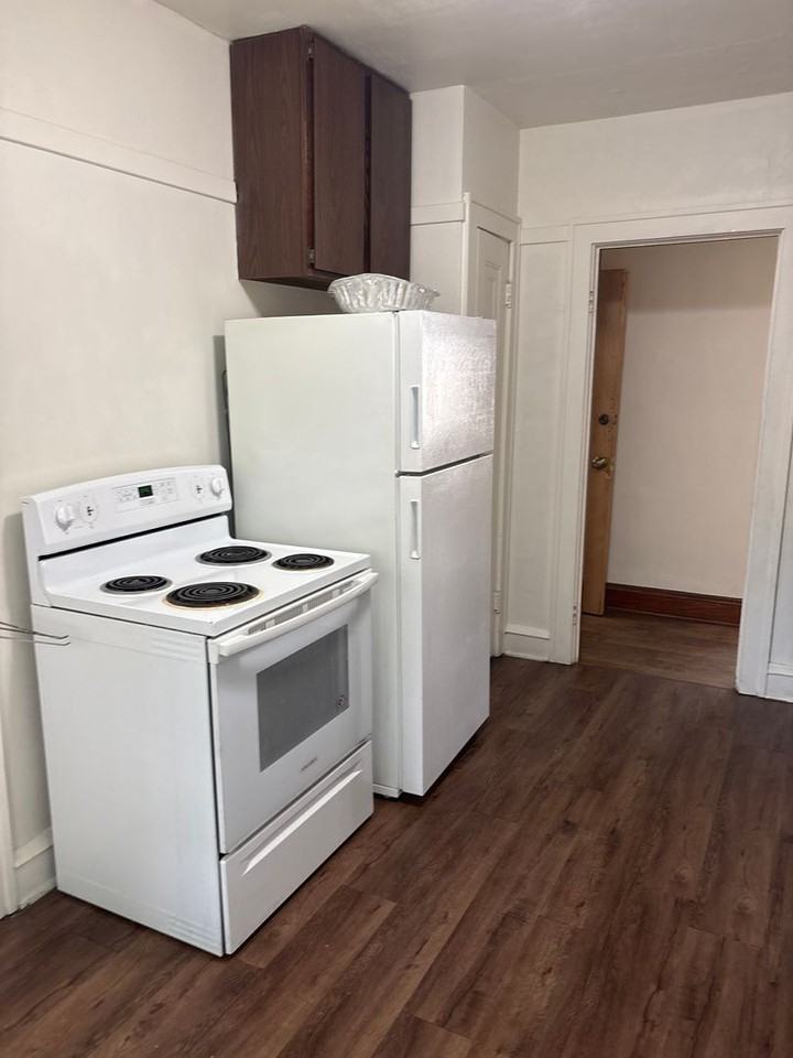 BHT Investments- 3066 - Photo 7 of 12