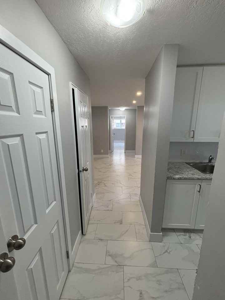 91 2-91 Ninth Avenue #2 - Photo 4 of 14