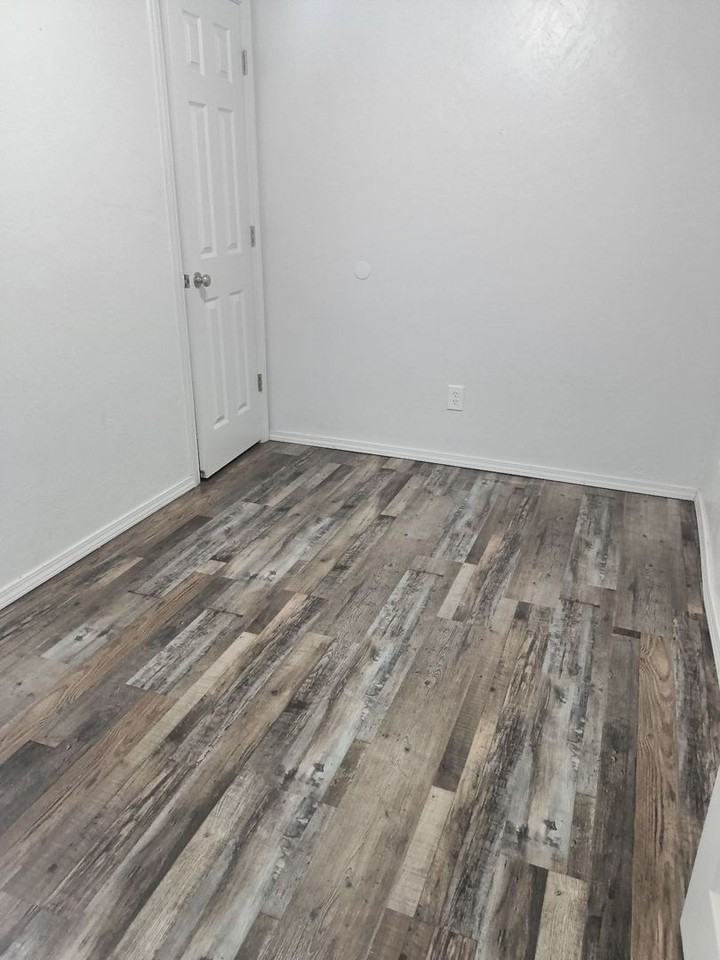 6111 Klein Apartments 1-28 - Photo 4 of 19