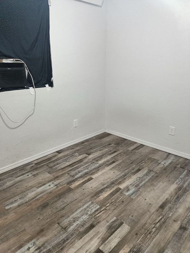 6111 Klein Apartments 1-28 - Photo 5 of 19