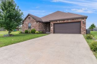 457 Harper Dr - Photo 1 of 1