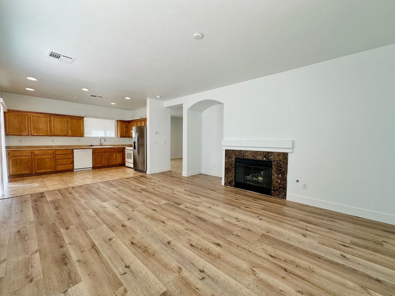 8068 Severn Valley St - Photo 2 of 29