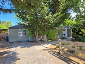 15502 9th Ave Ne - Photo 1 of 1