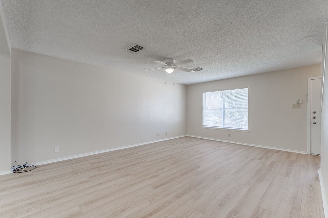 3650 Cameron Spgs - Photo 6 of 25