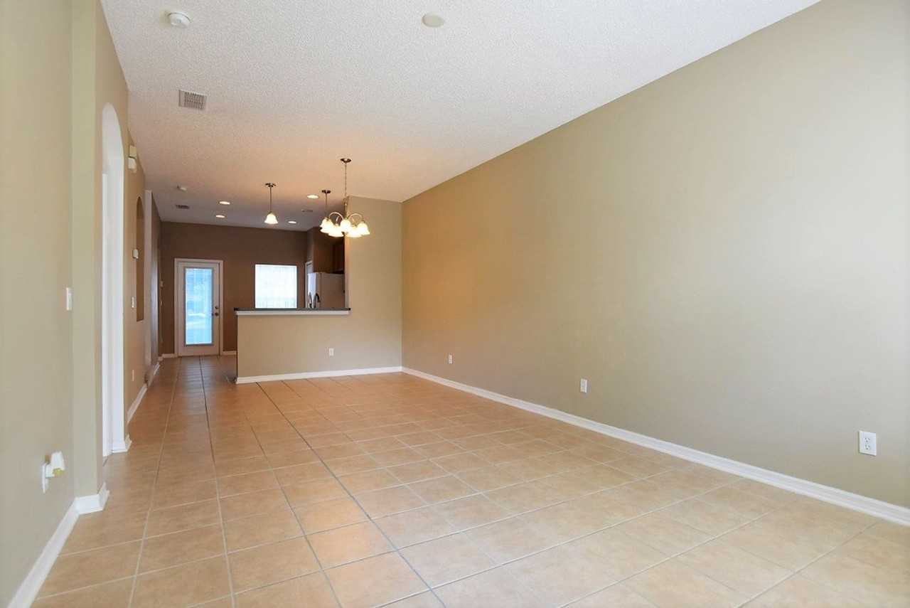 13631 Cepheus Dr - Photo 2 of 23